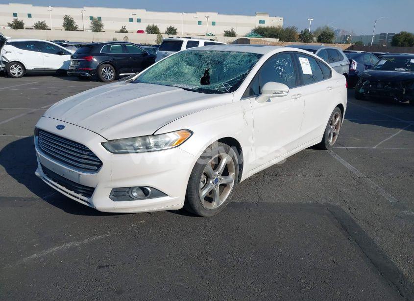 Photo 2 of 2013 Ford Fusion SE (VIN 3FA6P0HR7DR178248)