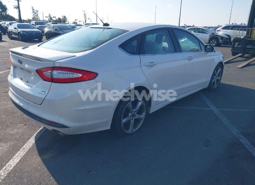 Photo 4 of 2013 Ford Fusion SE (VIN 3FA6P0HR7DR178248)