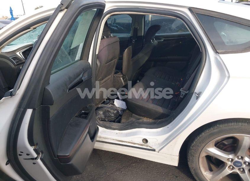 Photo 8 of 2013 Ford Fusion SE (VIN 3FA6P0HR7DR178248)