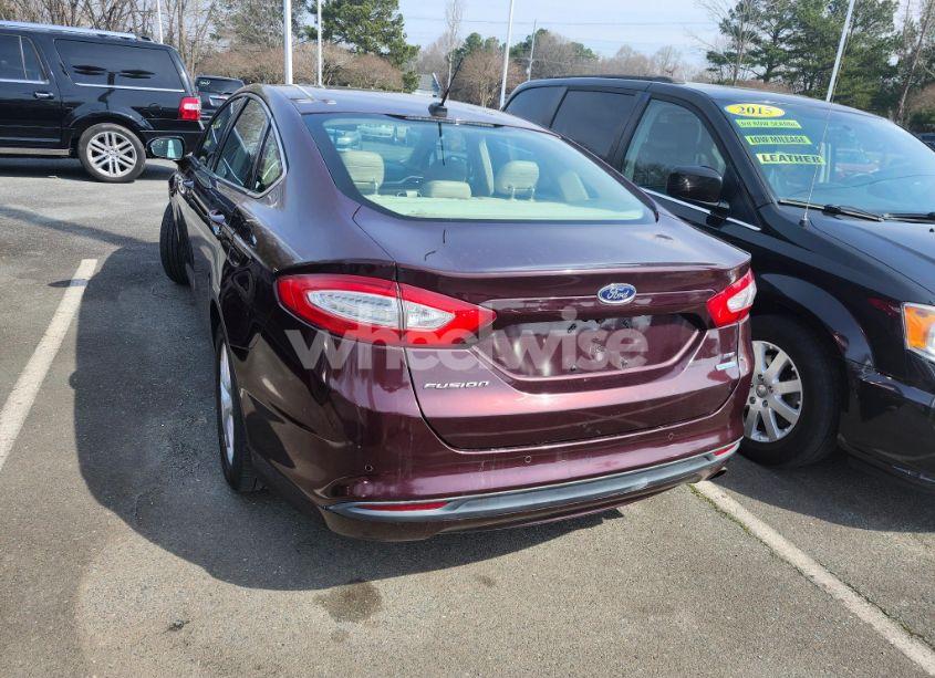 Photo 3 of 2013 Ford Fusion (VIN 3FA6P0HR7DR225469)