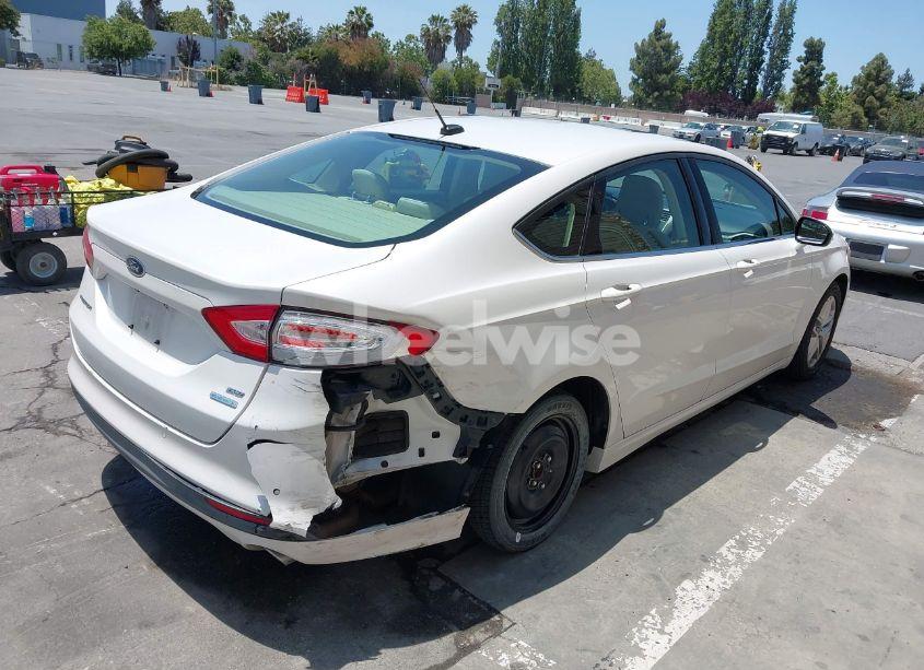 Photo 4 of 2013 Ford Fusion SE (VIN 3FA6P0HR7DR227707)