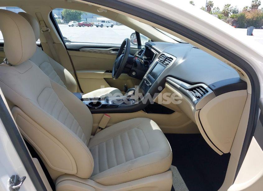 Photo 5 of 2013 Ford Fusion SE (VIN 3FA6P0HR7DR227707)