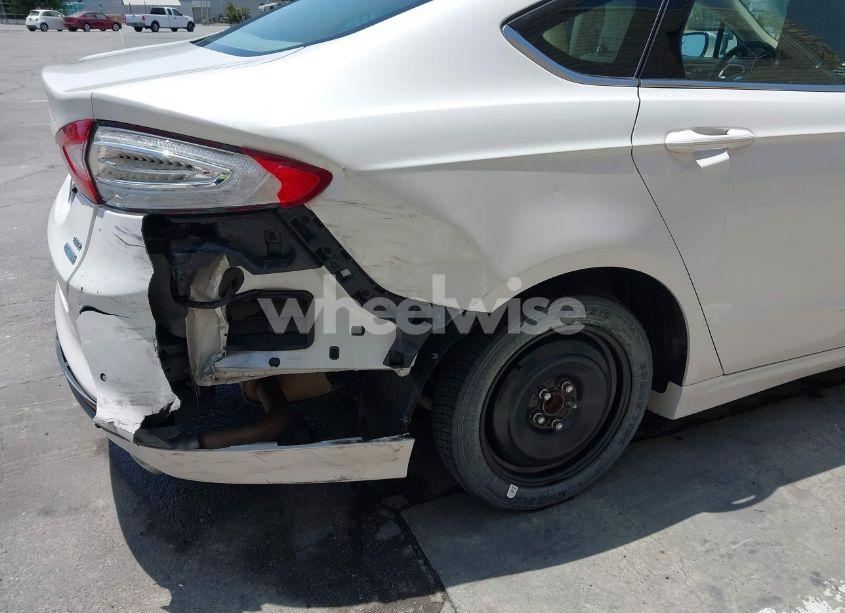 Photo 6 of 2013 Ford Fusion SE (VIN 3FA6P0HR7DR227707)