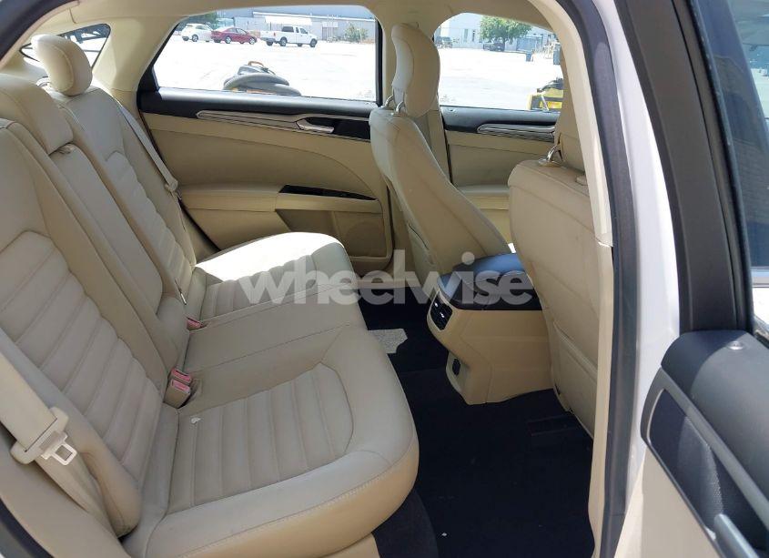 Photo 8 of 2013 Ford Fusion SE (VIN 3FA6P0HR7DR227707)