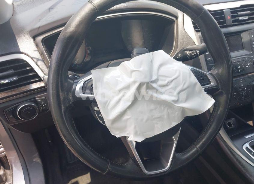 Photo 11 of 2013 Ford Fusion SE (VIN 3FA6P0HR7DR229960)