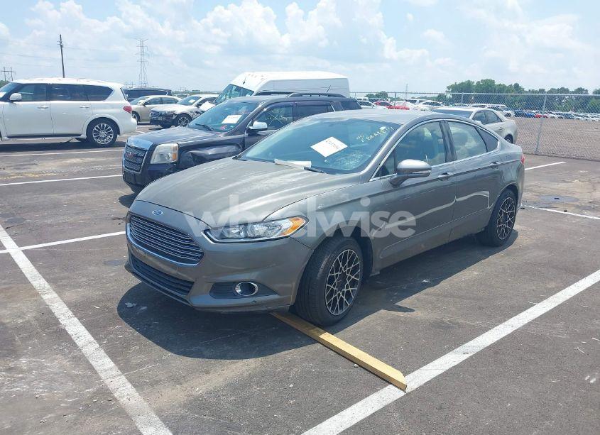 Photo 2 of 2013 Ford Fusion SE (VIN 3FA6P0HR7DR229960)