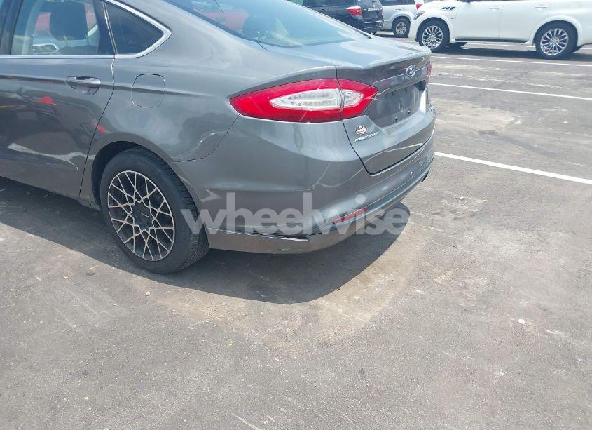 Photo 6 of 2013 Ford Fusion SE (VIN 3FA6P0HR7DR229960)