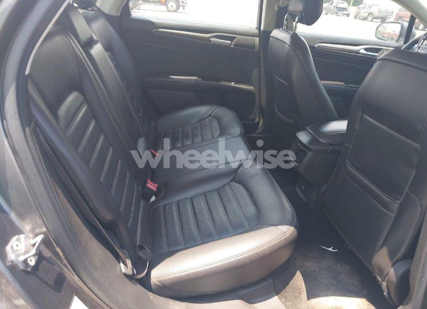 Photo 8 of 2013 Ford Fusion SE (VIN 3FA6P0HR7DR229960)