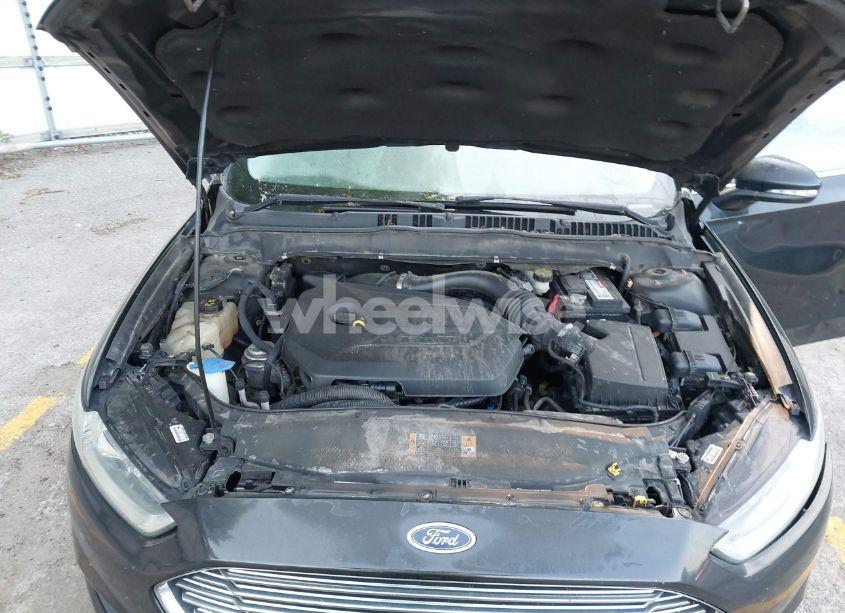 Photo 10 of 2013 Ford Fusion SE (VIN 3FA6P0HR7DR255782)