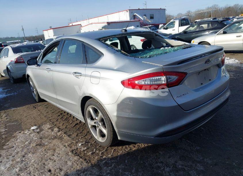 Photo 3 of 2013 Ford Fusion SE (VIN 3FA6P0HR7DR292184)