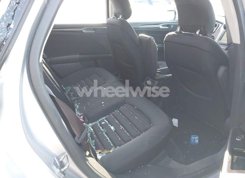 Photo 8 of 2013 Ford Fusion SE (VIN 3FA6P0HR7DR292184)