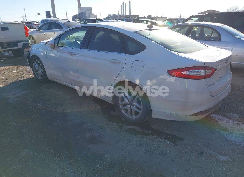 Photo 3 of 2013 Ford Fusion SE (VIN 3FA6P0HR7DR313082)