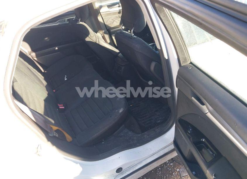 Photo 8 of 2013 Ford Fusion SE (VIN 3FA6P0HR7DR313082)