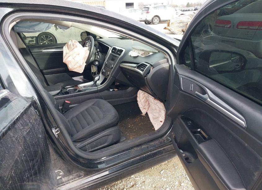 Photo 5 of 2013 Ford Fusion SE (VIN 3FA6P0HR7DR329377)