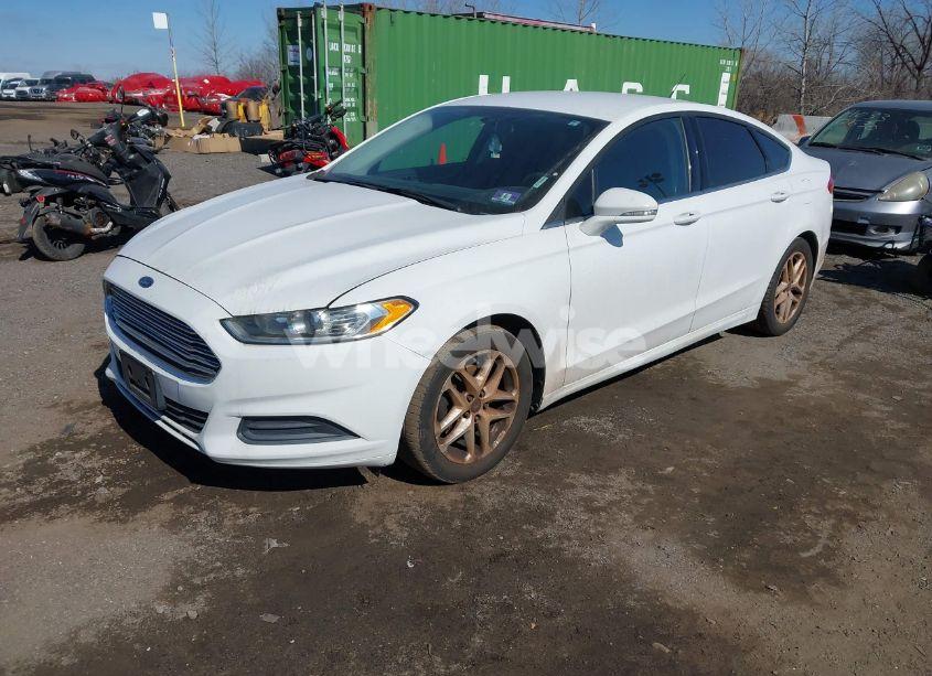 Photo 2 of 2013 Ford Fusion SE (VIN 3FA6P0HR7DR367465)