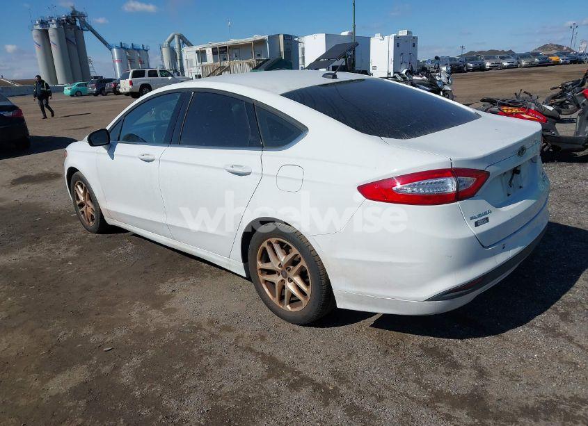 Photo 3 of 2013 Ford Fusion SE (VIN 3FA6P0HR7DR367465)