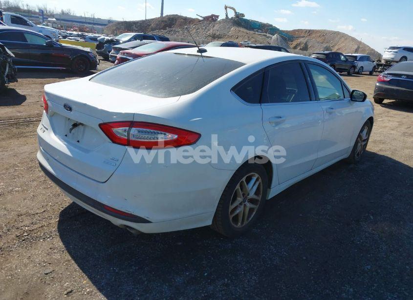 Photo 4 of 2013 Ford Fusion SE (VIN 3FA6P0HR7DR367465)