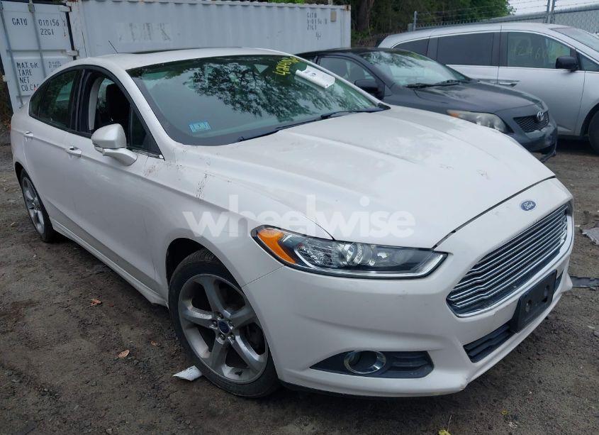2013 Ford Fusion SE (VIN 3FA6P0HR7DR374366) main photo