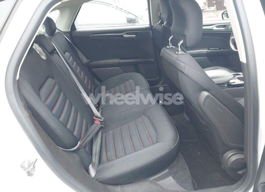 Photo 8 of 2013 Ford Fusion SE (VIN 3FA6P0HR7DR374366)