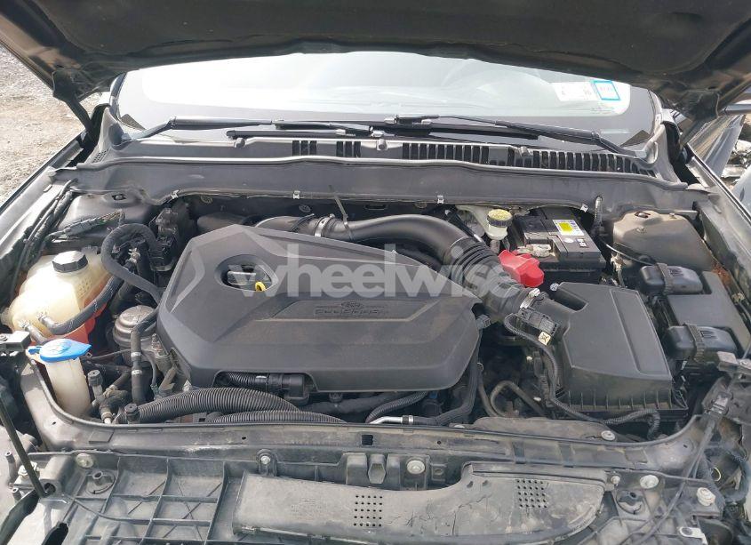 Photo 10 of 2013 Ford Fusion SE (VIN 3FA6P0HR7DR374657)