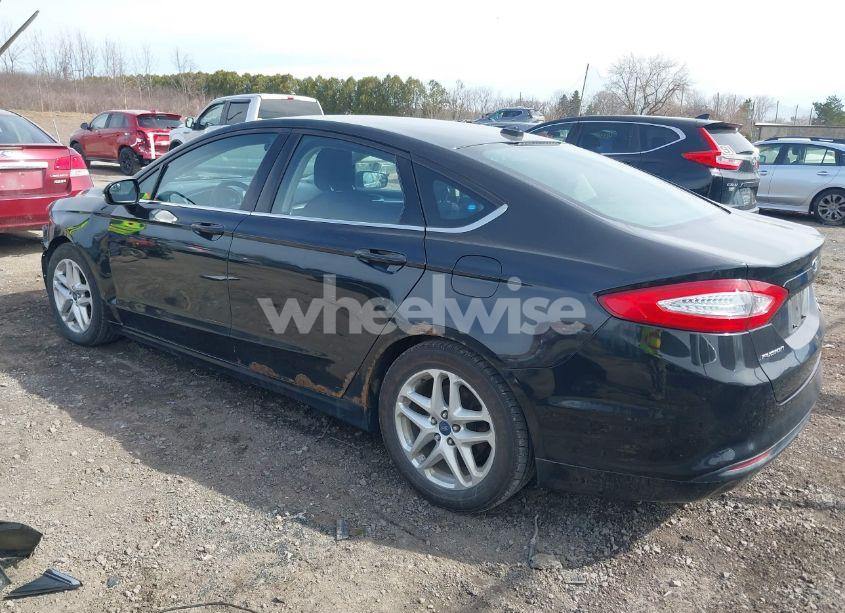 Photo 3 of 2013 Ford Fusion SE (VIN 3FA6P0HR7DR374657)
