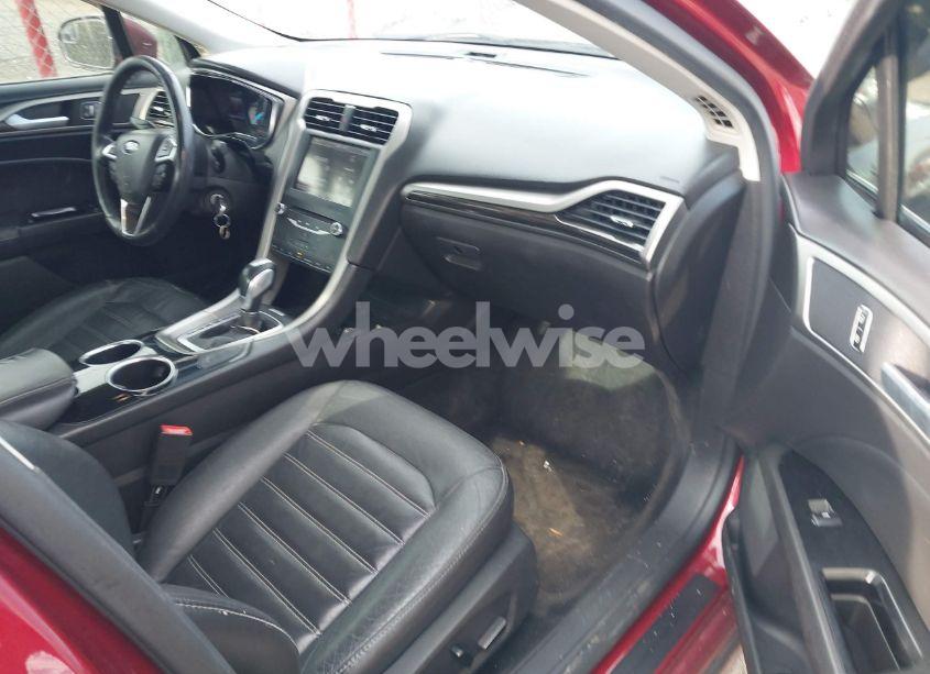 Photo 5 of 2013 Ford Fusion SE (VIN 3FA6P0HR7DR375923)