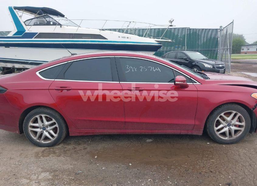 Photo 13 of 2014 Ford Fusion SE (VIN 3FA6P0HR7ER157319)