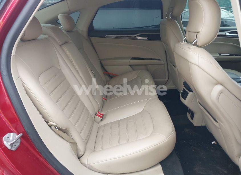 Photo 8 of 2014 Ford Fusion SE (VIN 3FA6P0HR7ER157319)