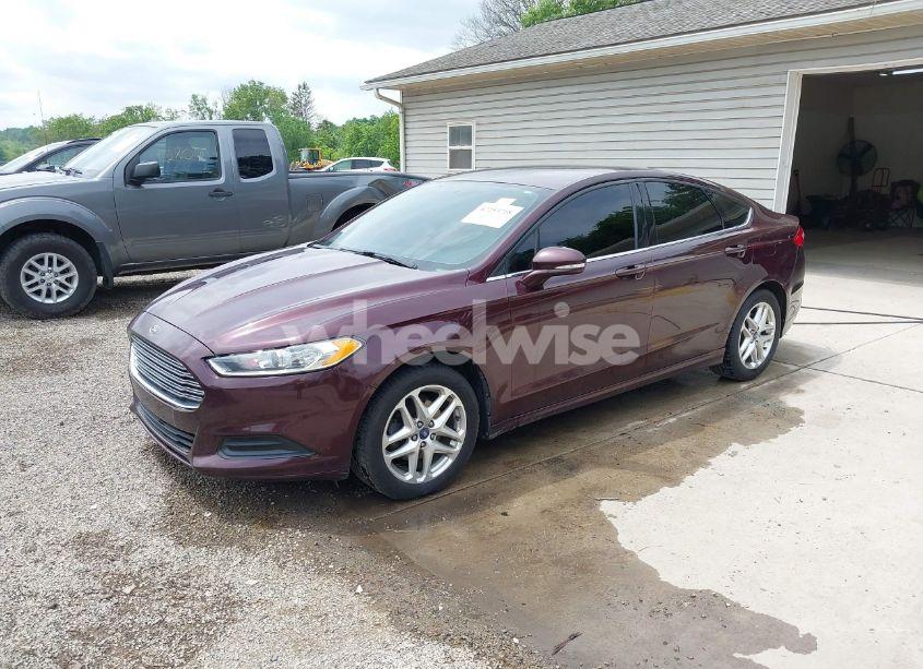 Photo 2 of 2013 Ford Fusion SE (VIN 3FA6P0HR8DR102148)