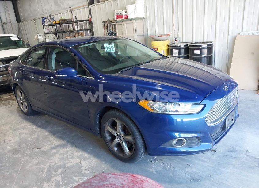 2013 Ford Fusion SE (VIN 3FA6P0HR8DR121055) main photo
