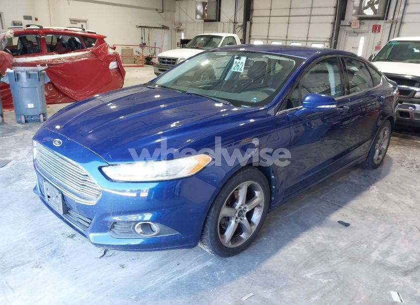 Photo 2 of 2013 Ford Fusion SE (VIN 3FA6P0HR8DR121055)