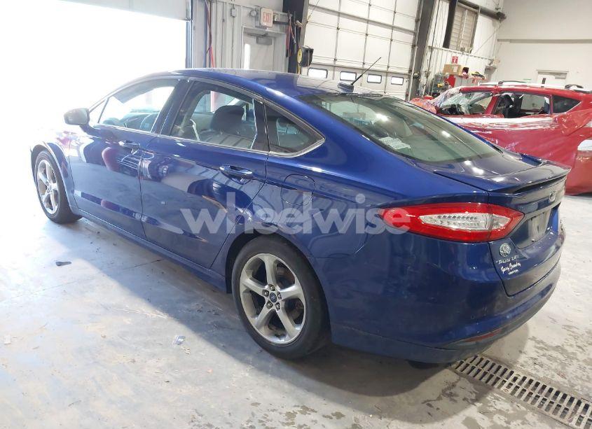 Photo 3 of 2013 Ford Fusion SE (VIN 3FA6P0HR8DR121055)