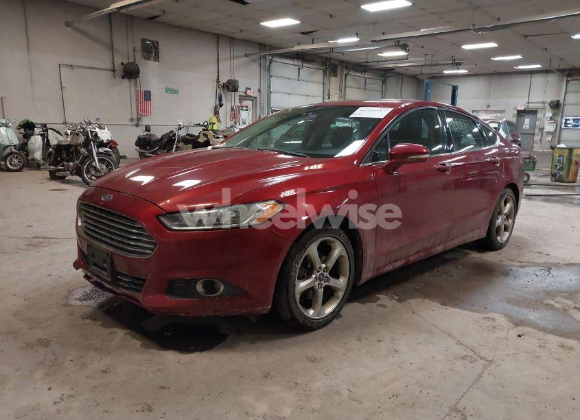 Photo 2 of 2013 Ford Fusion SE (VIN 3FA6P0HR8DR121881)