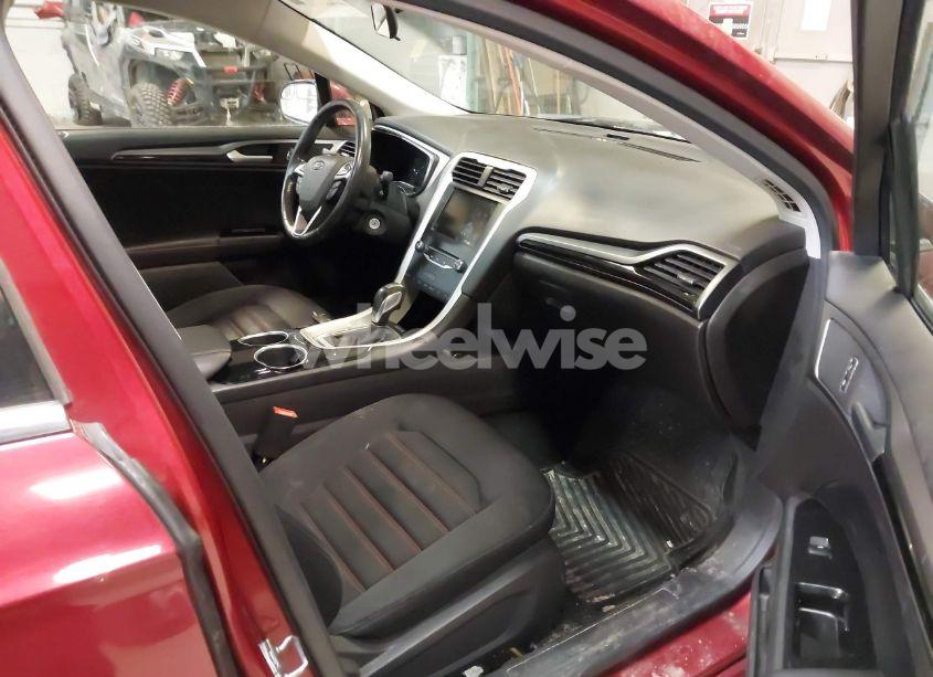 Photo 5 of 2013 Ford Fusion SE (VIN 3FA6P0HR8DR121881)