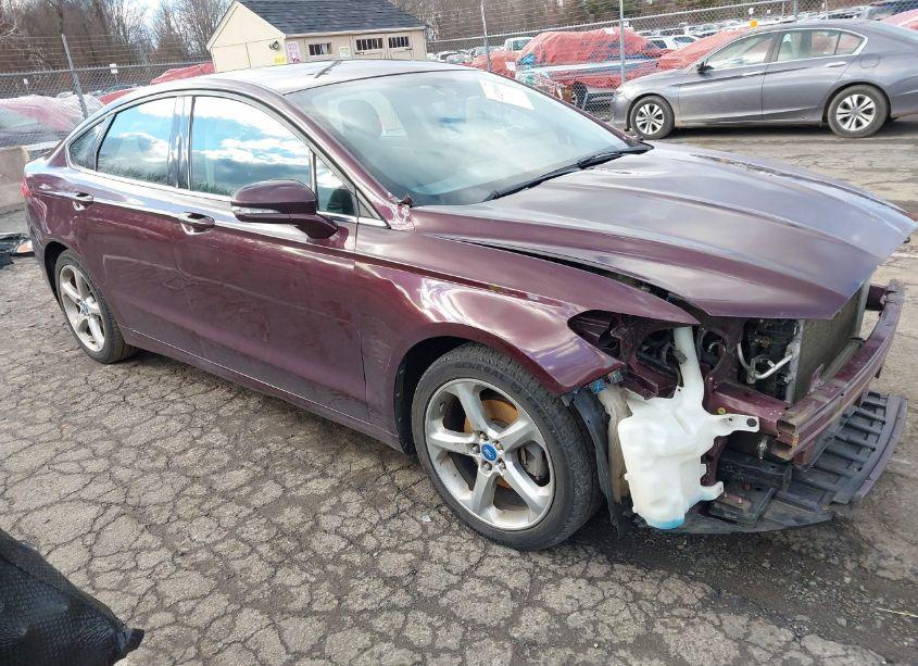 2013 Ford Fusion SE (VIN 3FA6P0HR8DR130144) main photo