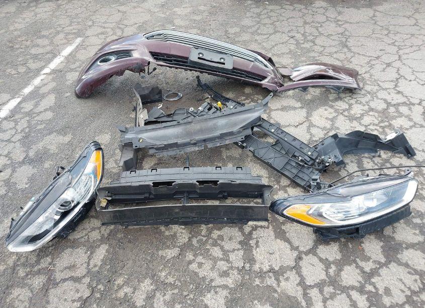 Photo 12 of 2013 Ford Fusion SE (VIN 3FA6P0HR8DR130144)