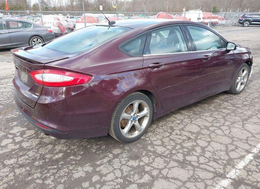 Photo 4 of 2013 Ford Fusion SE (VIN 3FA6P0HR8DR130144)