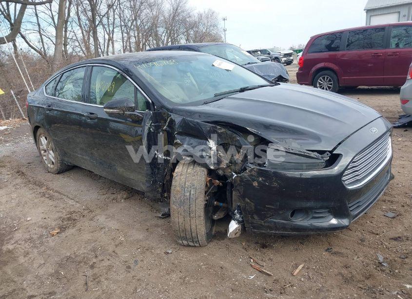 2013 Ford Fusion SE (VIN 3FA6P0HR8DR156498) main photo