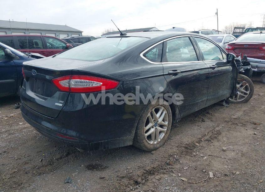 Photo 4 of 2013 Ford Fusion SE (VIN 3FA6P0HR8DR156498)