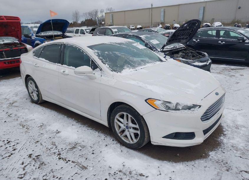 2013 Ford Fusion SE (VIN 3FA6P0HR8DR166139) main photo