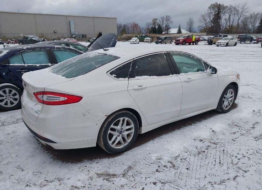 Photo 4 of 2013 Ford Fusion SE (VIN 3FA6P0HR8DR166139)