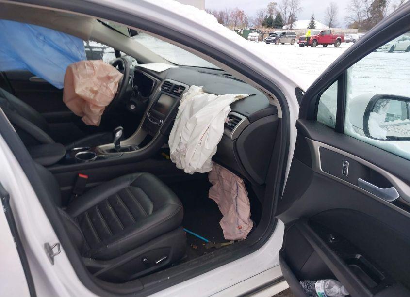 Photo 5 of 2013 Ford Fusion SE (VIN 3FA6P0HR8DR166139)