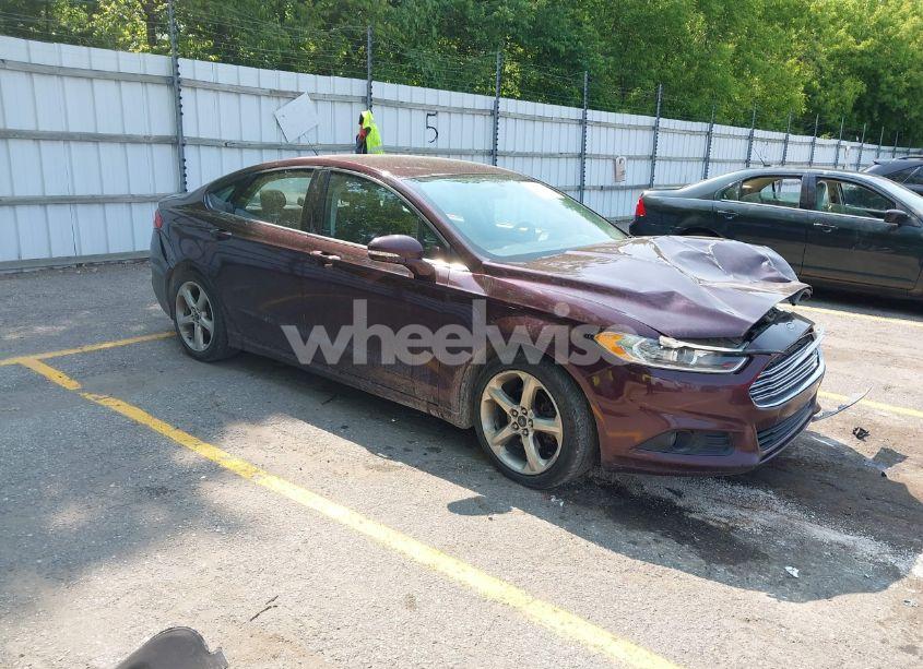 2013 Ford Fusion SE (VIN 3FA6P0HR8DR226369) main photo