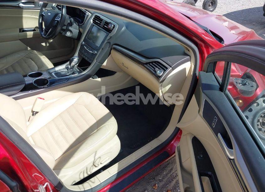 Photo 5 of 2013 Ford Fusion SE (VIN 3FA6P0HR8DR265088)