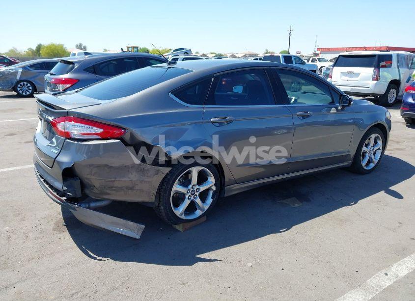 Photo 4 of 2013 Ford Fusion SE (VIN 3FA6P0HR8DR267827)