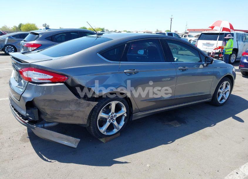 Photo 6 of 2013 Ford Fusion SE (VIN 3FA6P0HR8DR267827)