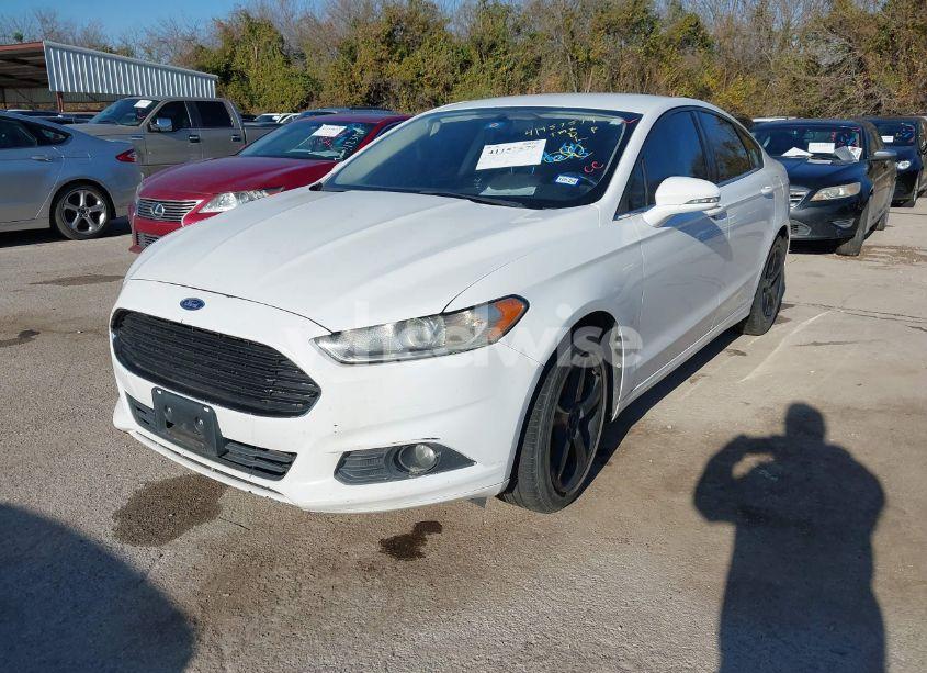 Photo 2 of 2013 Ford Fusion SE (VIN 3FA6P0HR8DR278634)