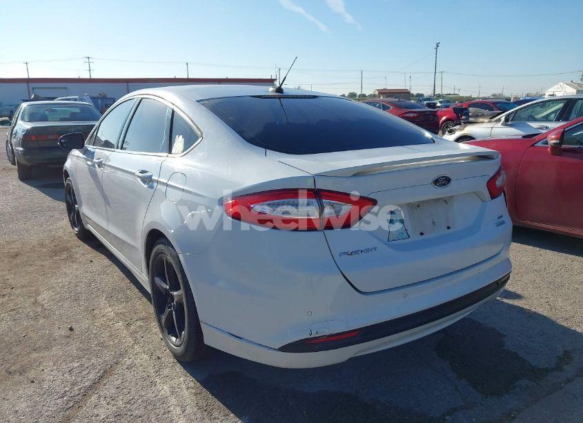Photo 3 of 2013 Ford Fusion SE (VIN 3FA6P0HR8DR278634)