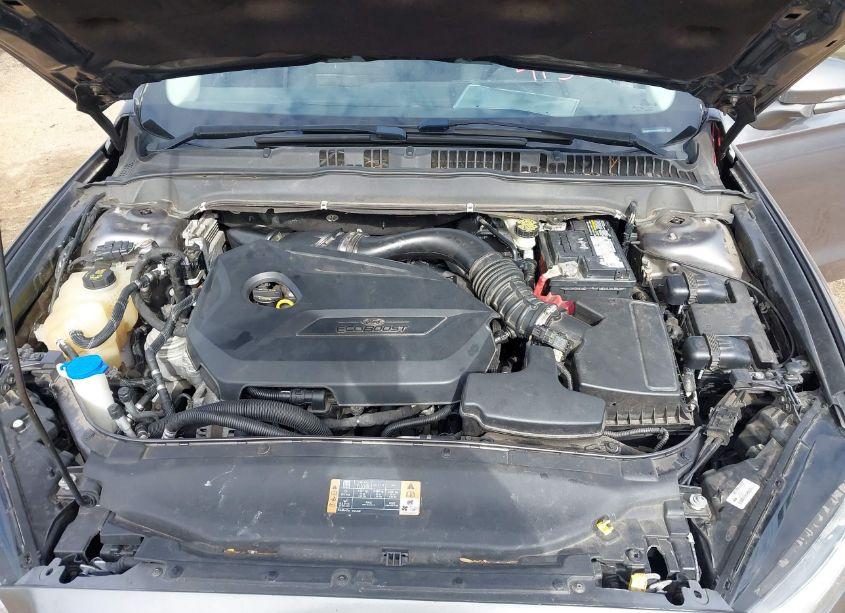 Photo 10 of 2013 Ford Fusion SE (VIN 3FA6P0HR8DR283512)