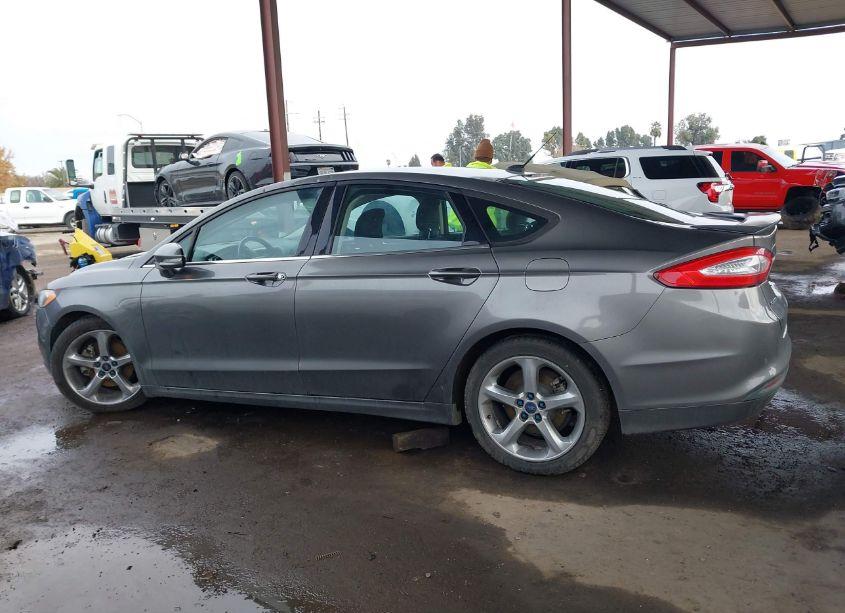 Photo 14 of 2013 Ford Fusion SE (VIN 3FA6P0HR8DR325578)